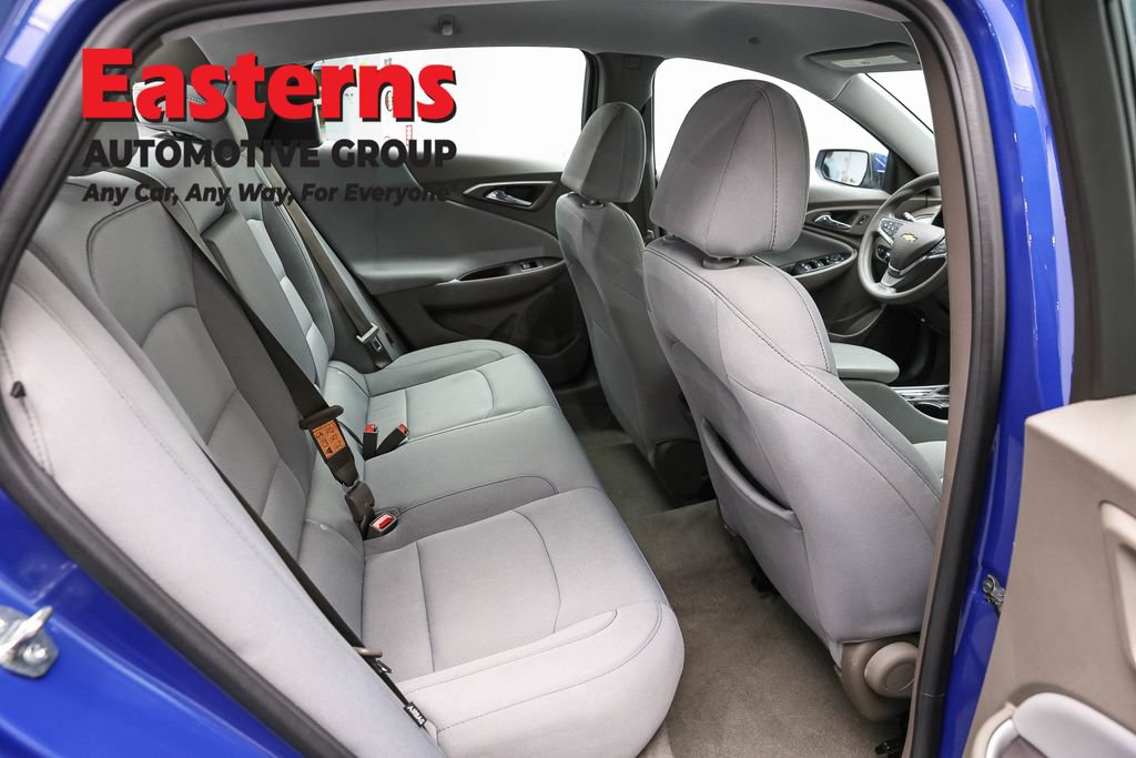 Used 2023 Chevrolet Malibu LT FWD image 23