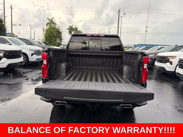 Used 2023 Chevrolet Silverado 1500 High Country w/ Technology Package AWD/4WD image 16