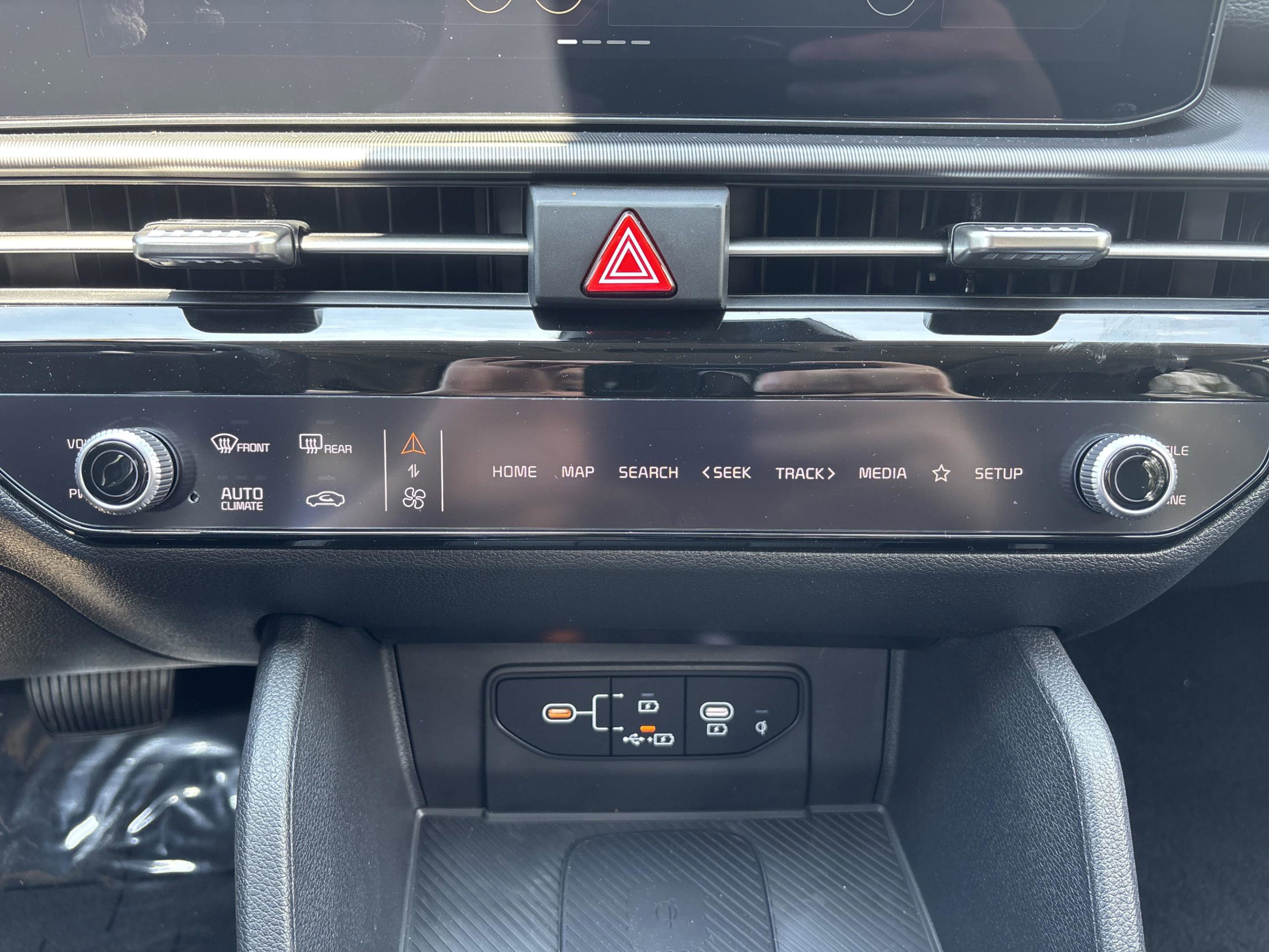 New 2026 Kia Sportage SX image 22