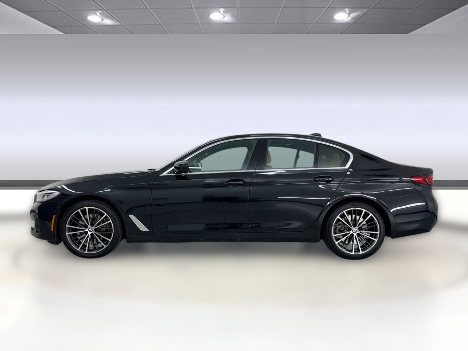 Certified 2022 BMW 540i w/ M Sport Package RWD image 2