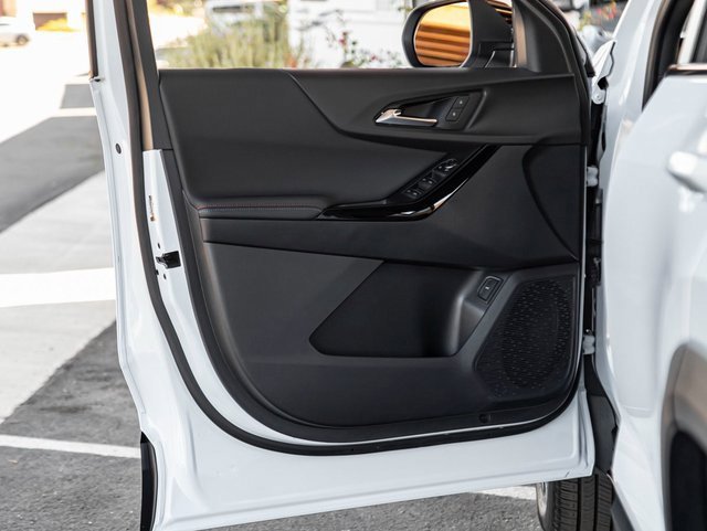 Used 2026 Chevrolet Equinox RS image 11