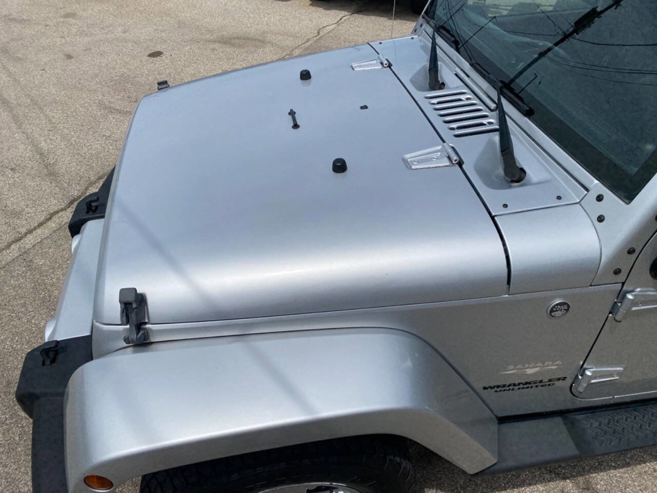 Used 2012 Jeep Wrangler Unlimited Sahara w/ Dual Top Group AWD/4WD image 52