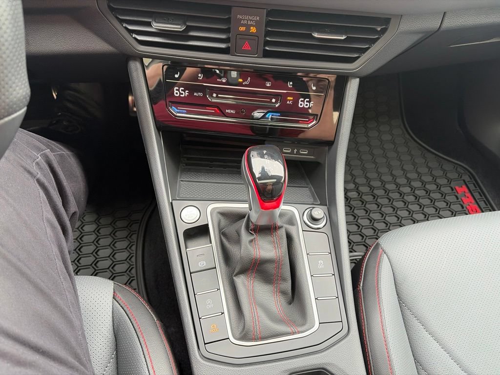 Certified 2025 Volkswagen Jetta GLI Autobahn FWD image 19