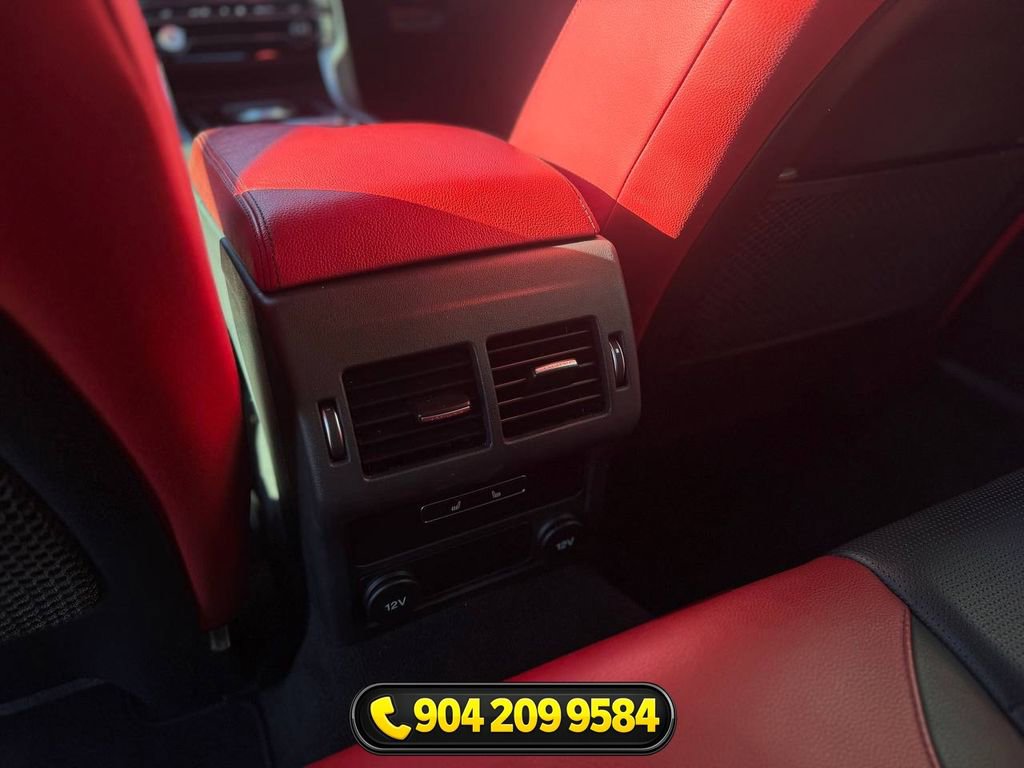 Used 2018 Jaguar XE S image 18