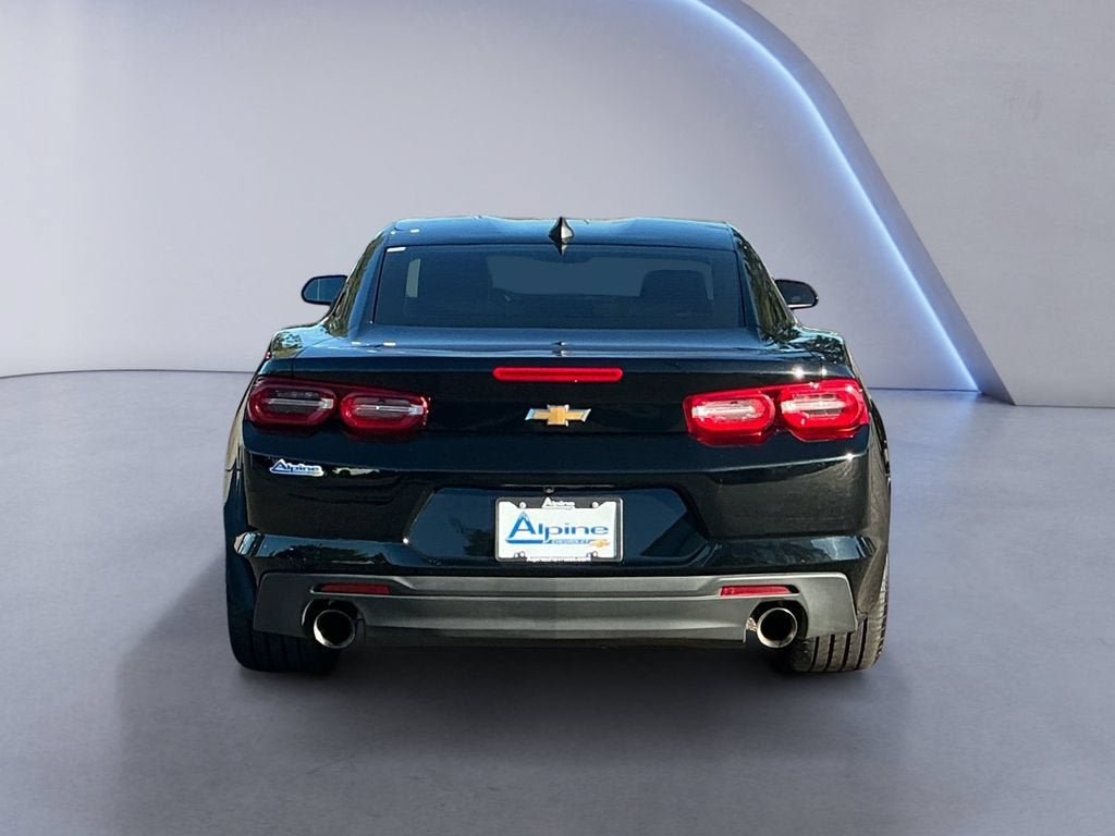 Certified 2023 Chevrolet Camaro LT RWD image 4