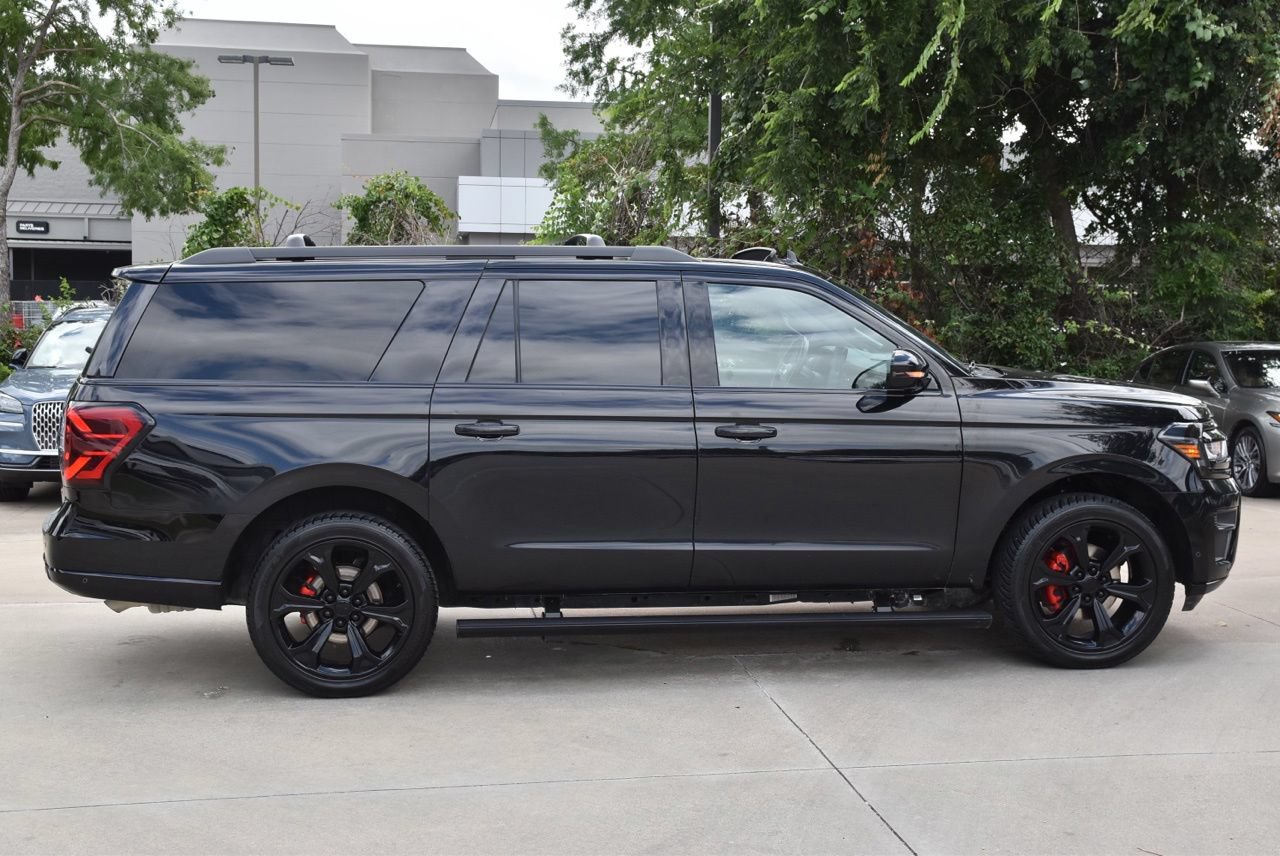 Used 2022 Ford Expedition Max Limited AWD/4WD image 6