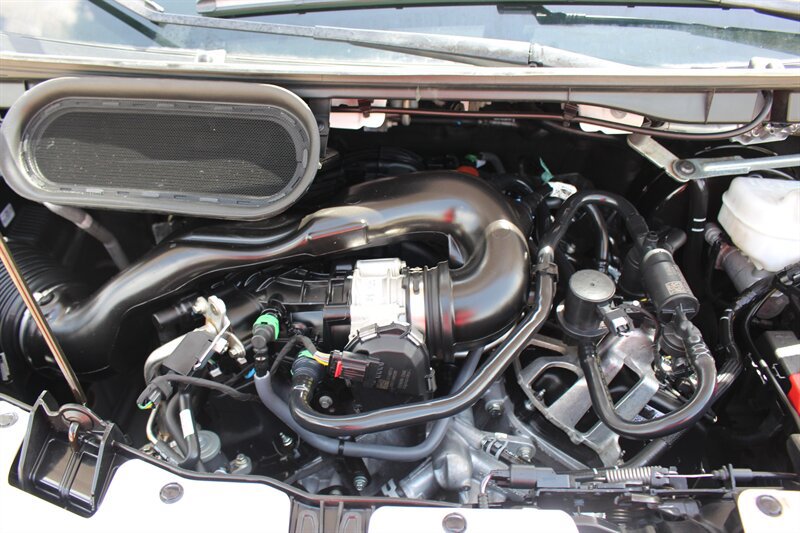 Used 2025 Ford Transit 350 XLT RWD image 35