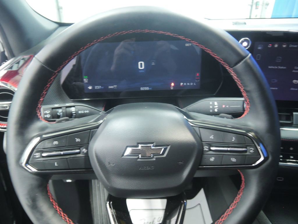 Used 2025 Chevrolet Equinox RS w/ Safety and Technology Package AWD/4WD image 13