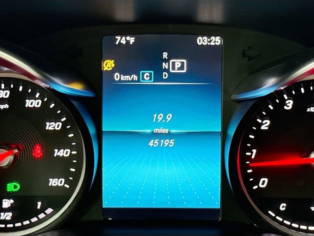 Used 2021 Mercedes-Benz GLC 300 image 30