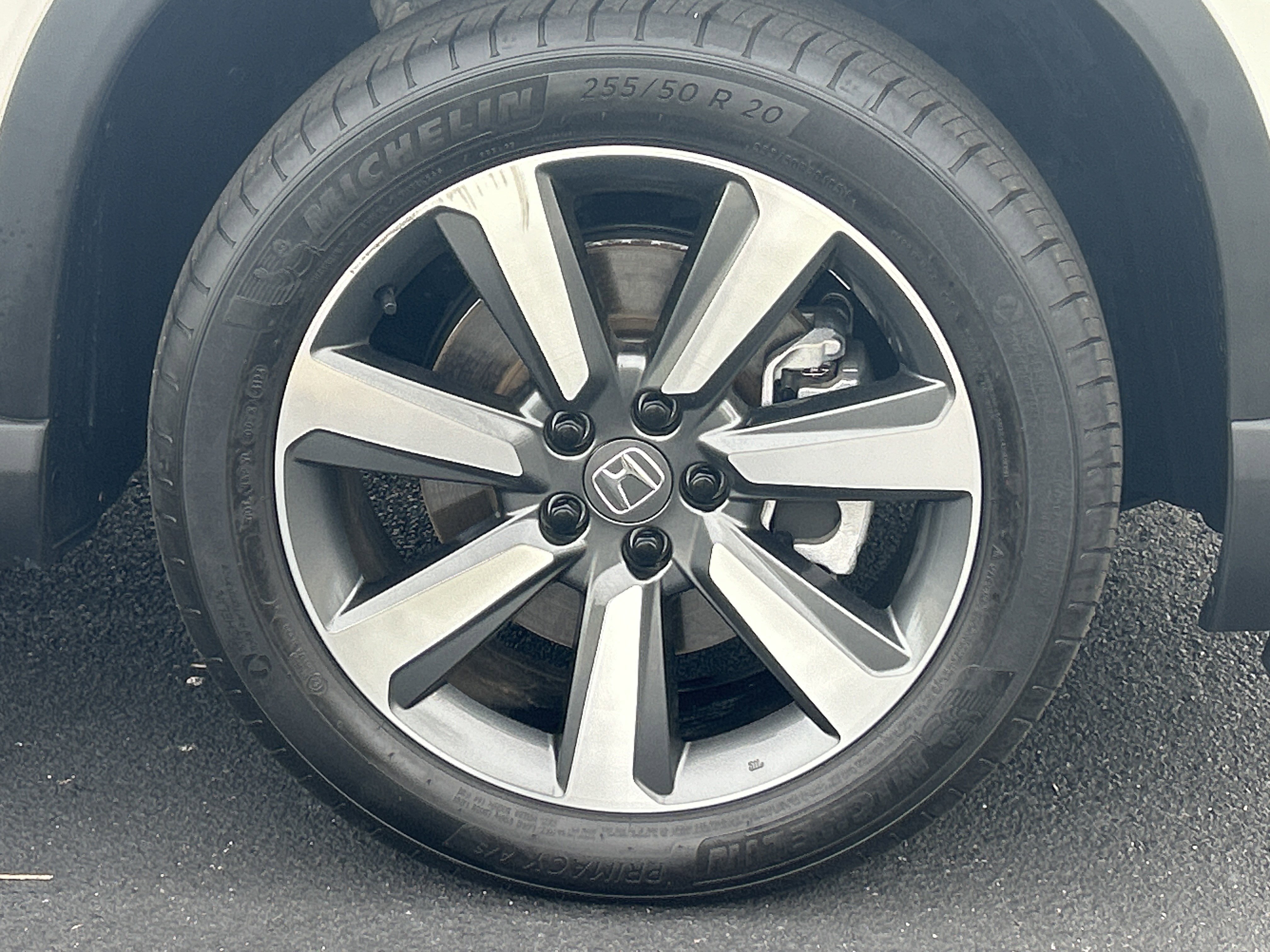 Certified 2025 Honda Pilot Touring image 33