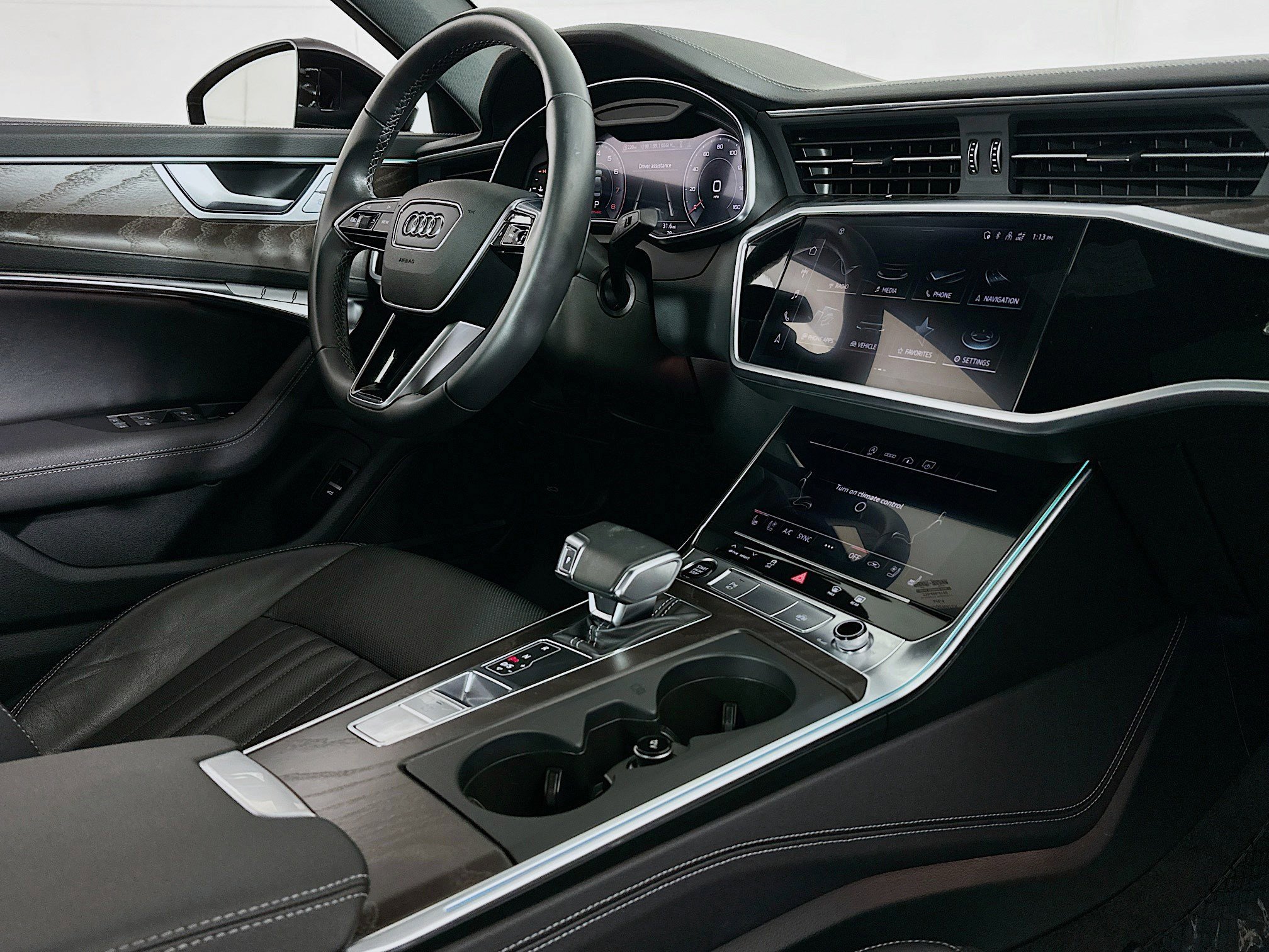 Used 2023 Audi A6 Premium Plus w/ Premium Plus Package image 28