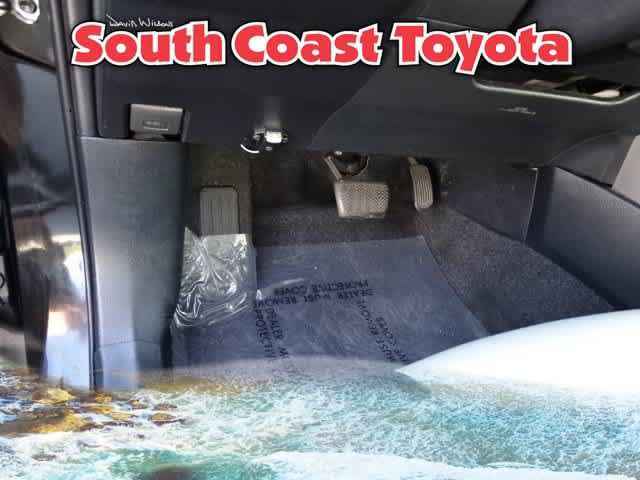 Used 2018 Toyota RAV4 Limited w/ Advanced Technology Package AWD/4WD image 16