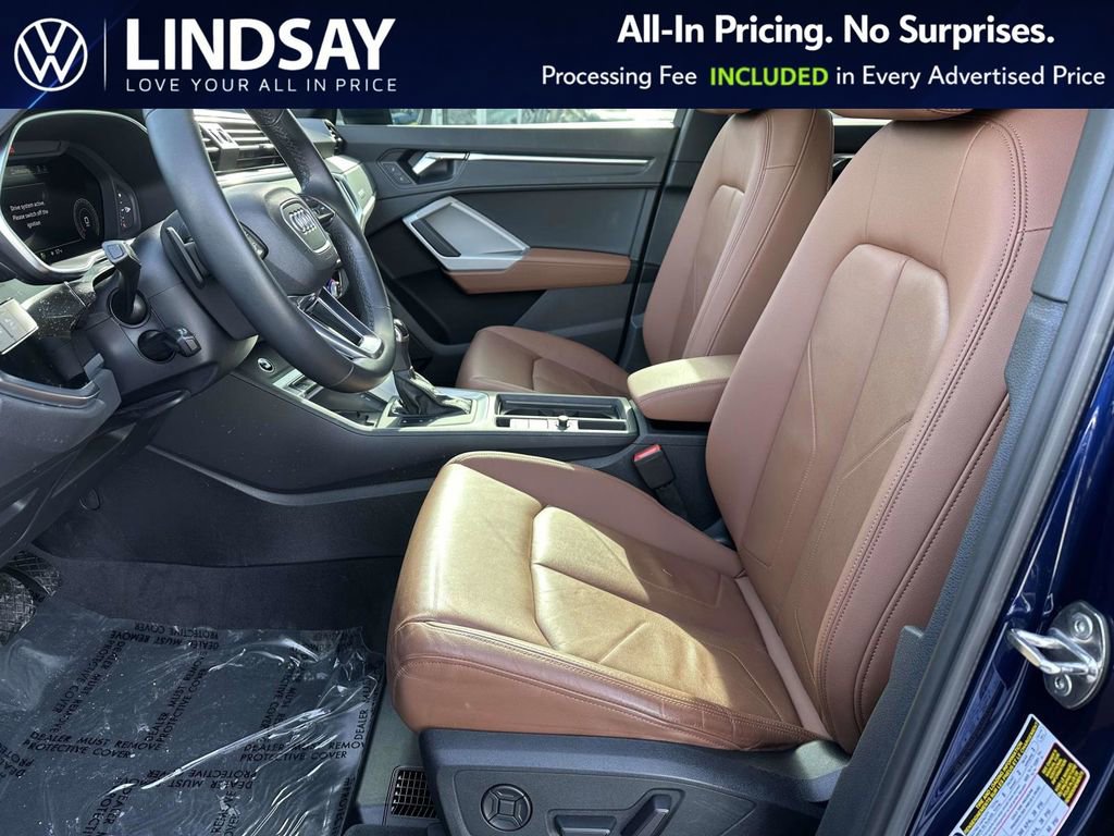 Used 2023 Audi Q3 2.0T Premium Plus w/ Premium Plus Package image 11
