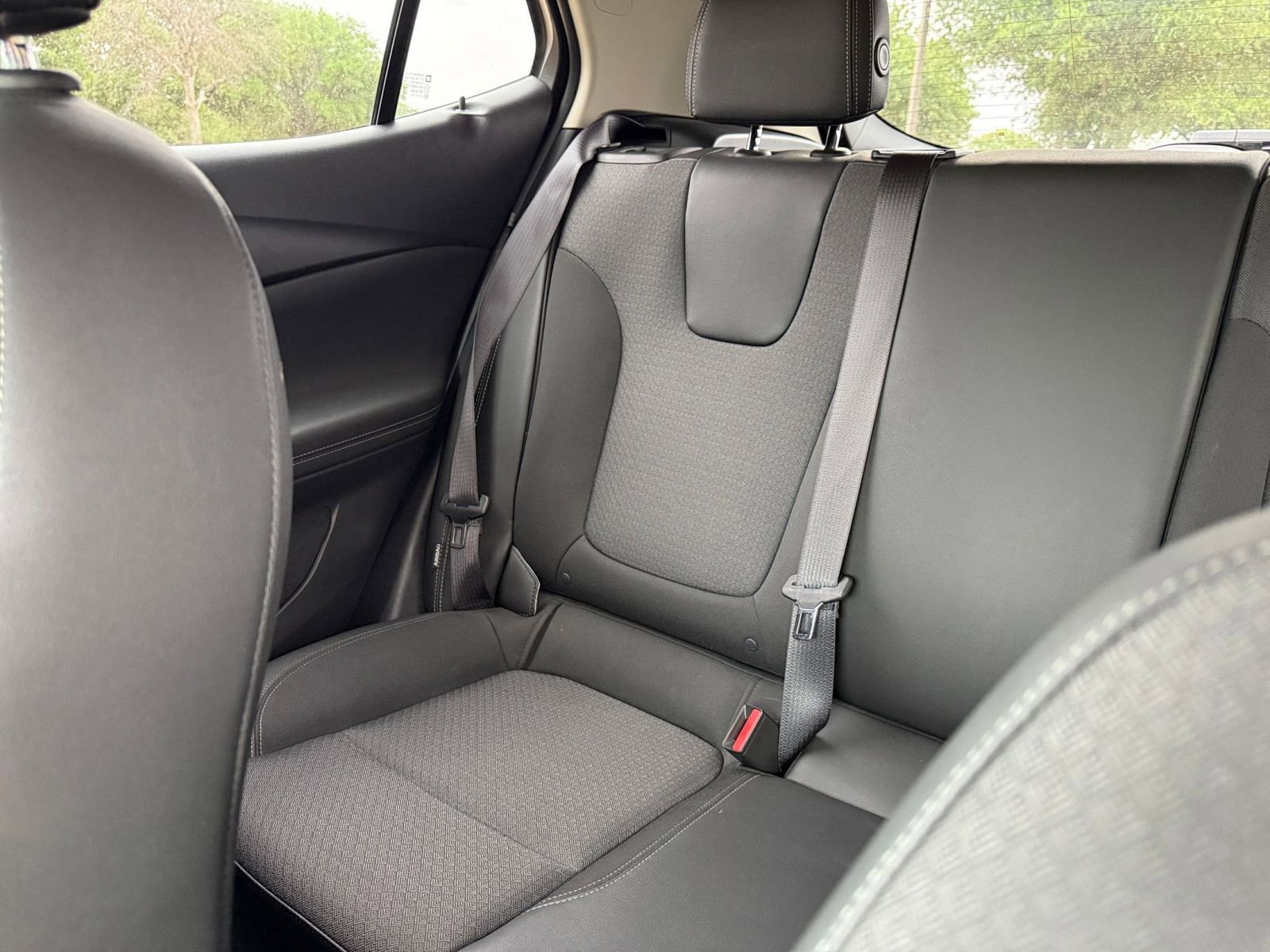 Used 2025 Buick Encore GX Preferred FWD image 39