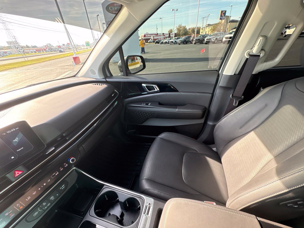 Used 2026 Kia Carnival SX Prestige FWD image 24