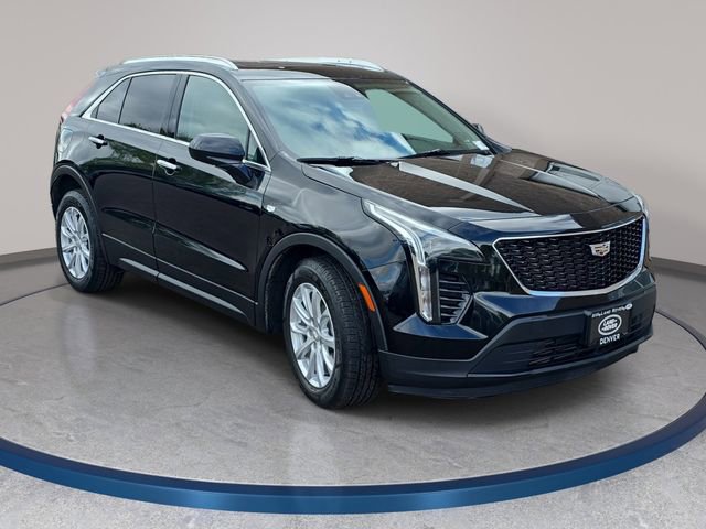 Used 2021 Cadillac XT4 Luxury w/ Cold Weather Package AWD/4WD image 4