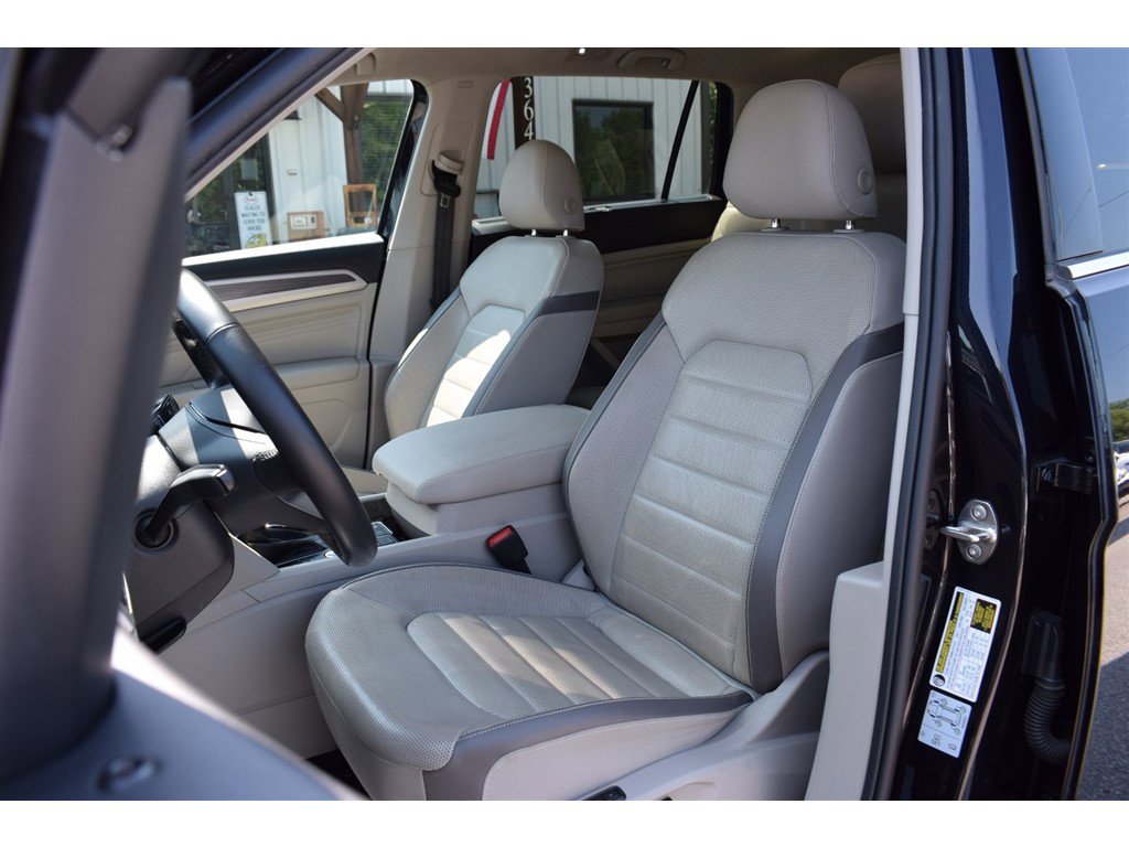 Used 2021 Volkswagen Atlas SEL Premium image 11