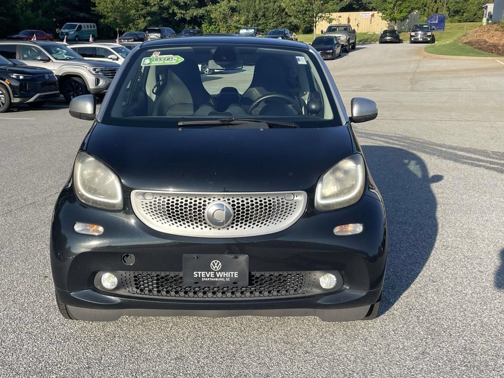 Used 2016 smart fortwo Prime RWD image 2