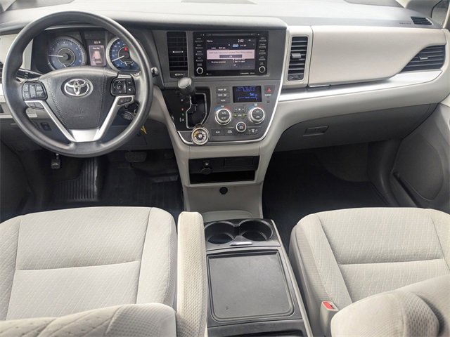 Used 2019 Toyota Sienna LE image 17