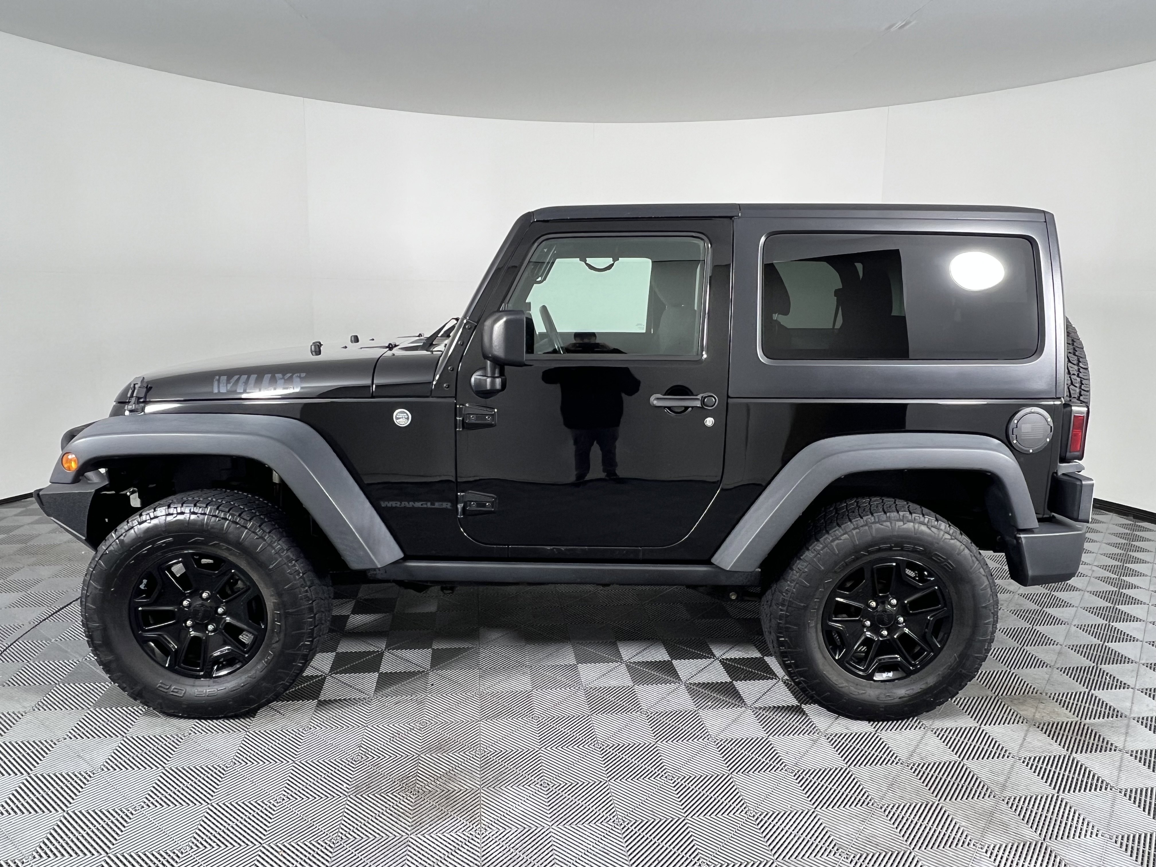 Used 2017 Jeep Wrangler Sport image 9