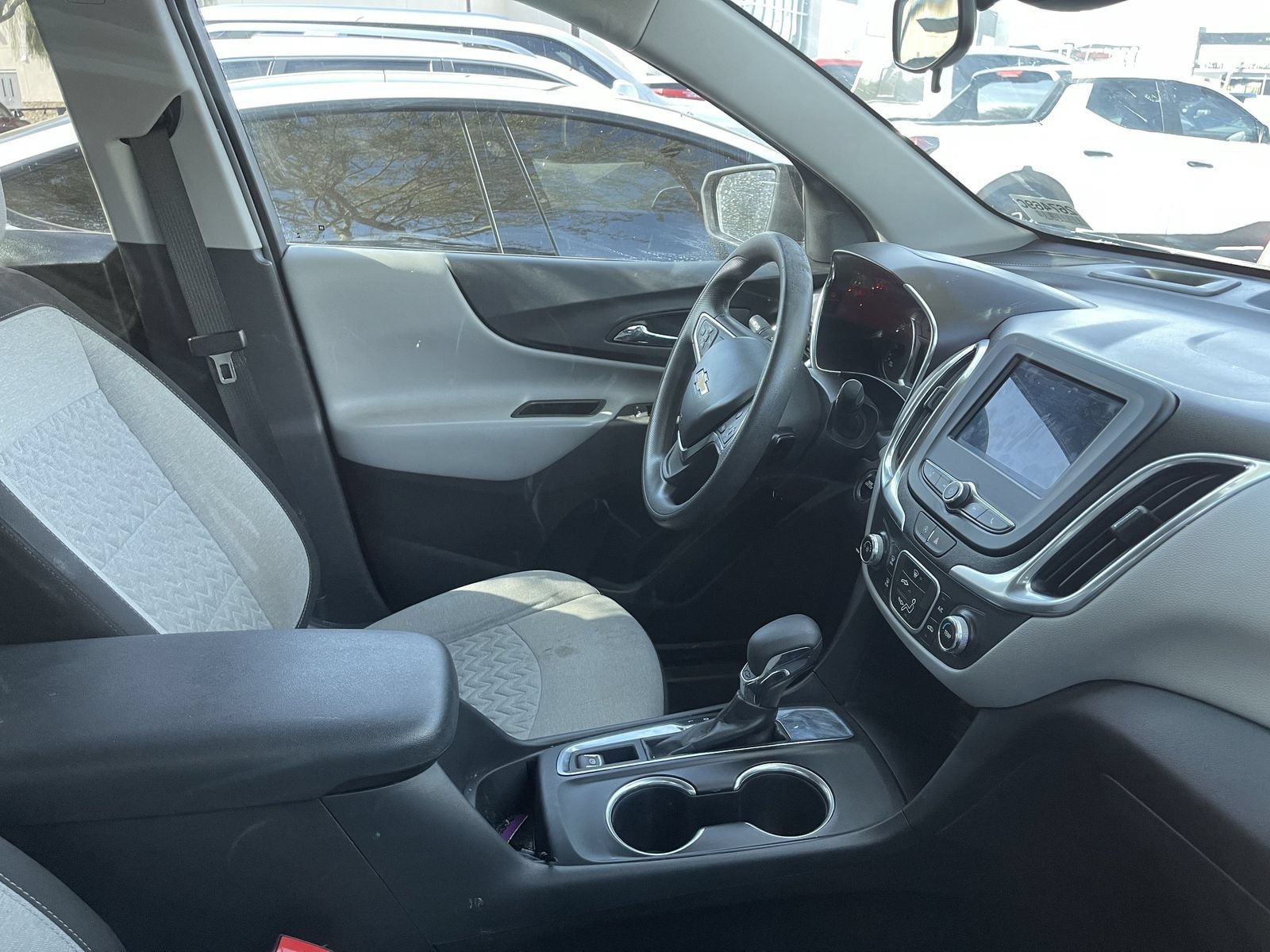 Used 2024 Chevrolet Equinox LS w/ LS Convenience Package FWD image 6