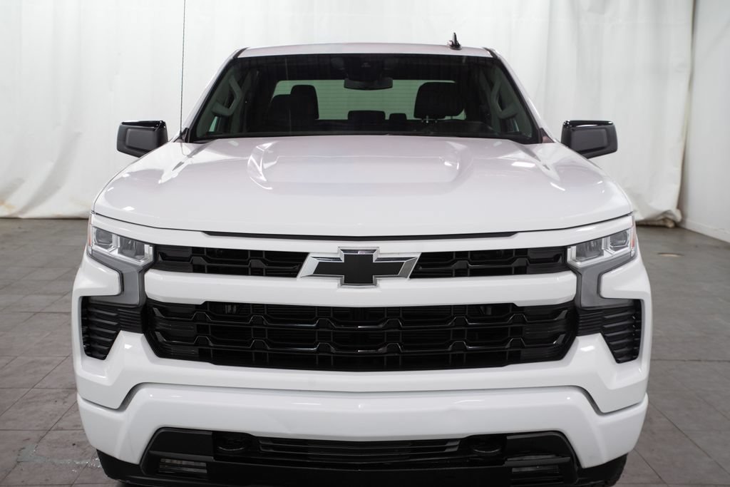 Used 2026 Chevrolet Silverado 1500 RST AWD/4WD image 2