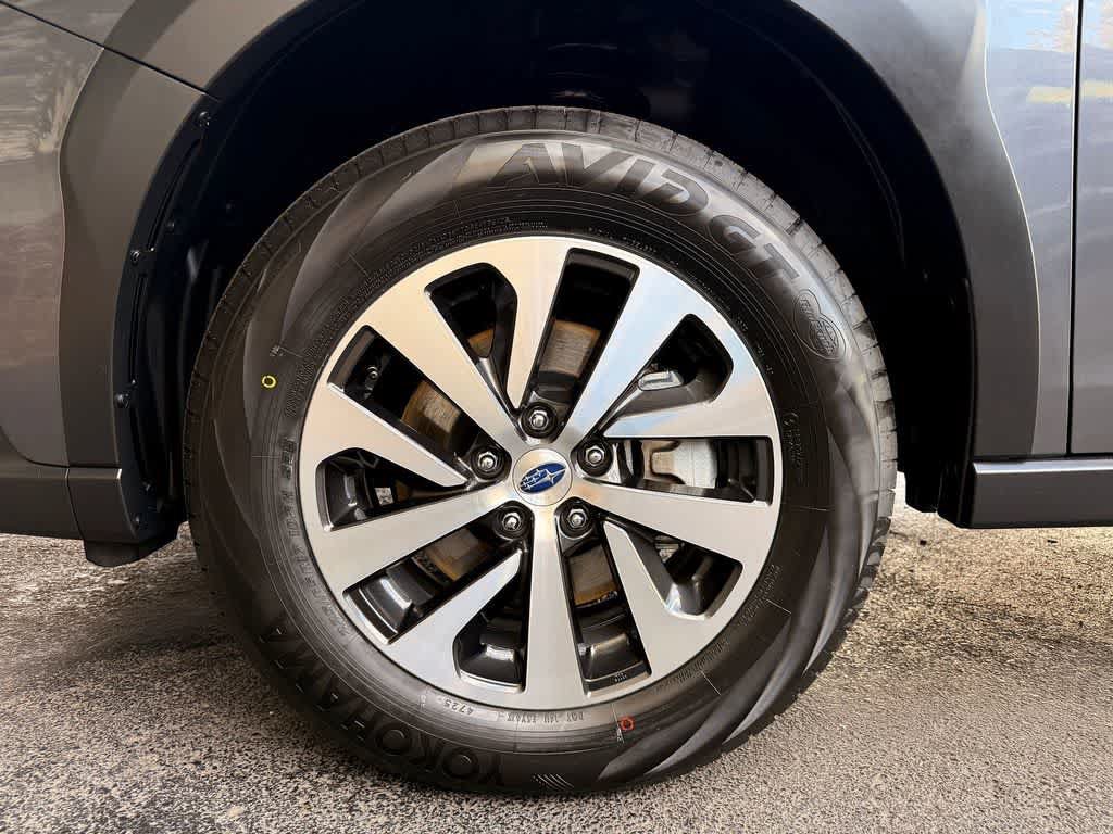 Certified 2025 Subaru Outback Premium AWD/4WD image 8