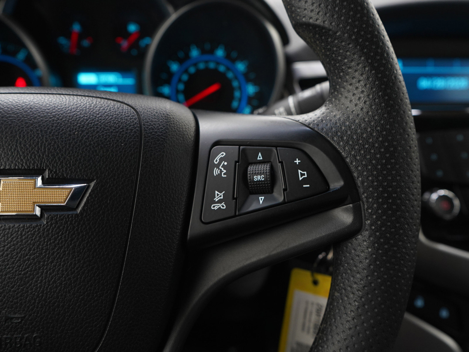 Used 2013 Chevrolet Cruze LS FWD image 23