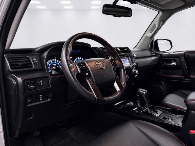 Used 2018 Toyota 4Runner TRD Off-Road Premium AWD/4WD image 11