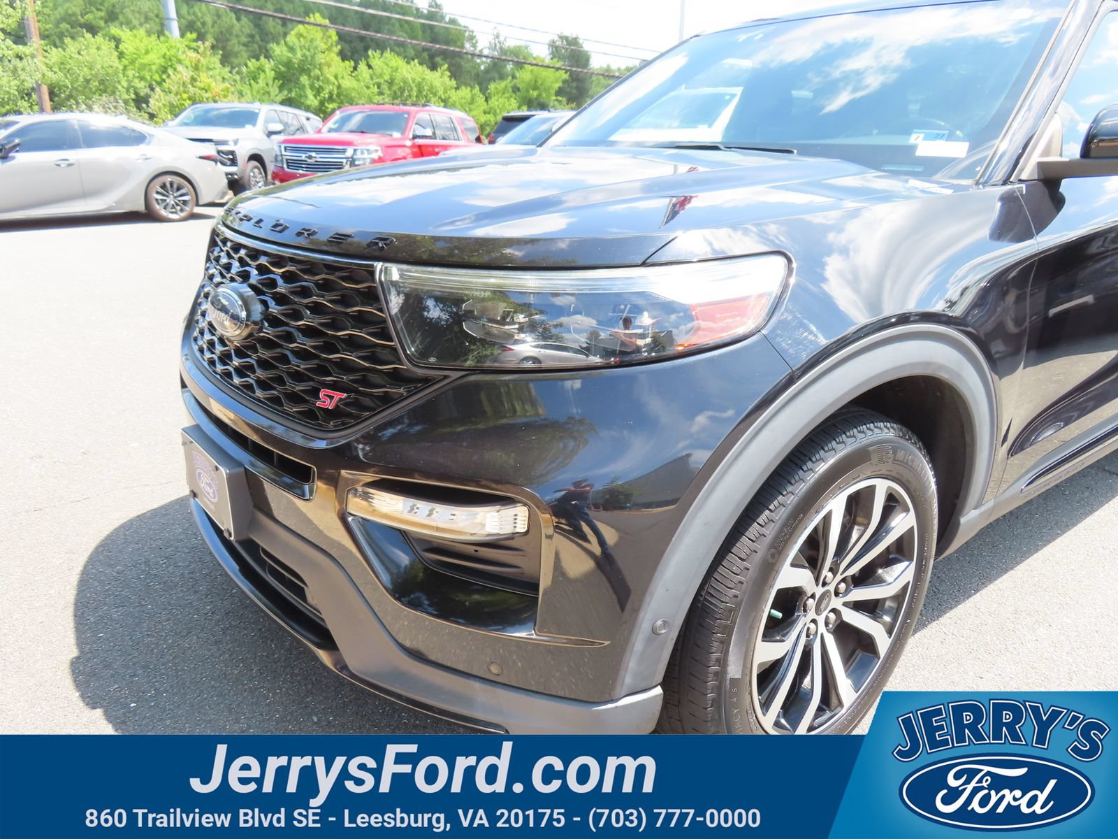 Certified 2020 Ford Explorer ST w/ Premium Technology Package AWD/4WD image 9