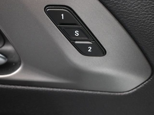 Used 2025 Chrysler Pacifica Select FWD image 21