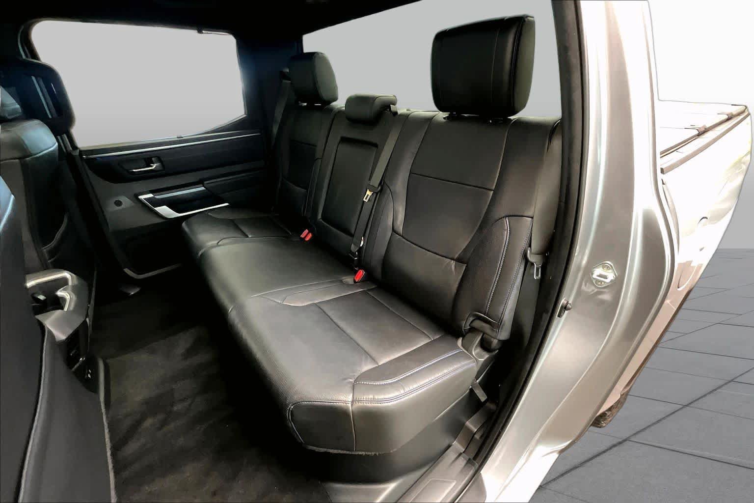 Used 2024 Toyota Tundra Platinum AWD/4WD image 21