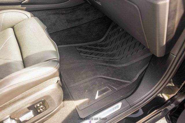 Used 2023 BMW XM image 58