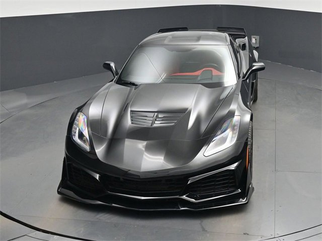 Used 2015 Chevrolet Corvette Z06 w/ 2LZ Preferred Equipment Group image 42