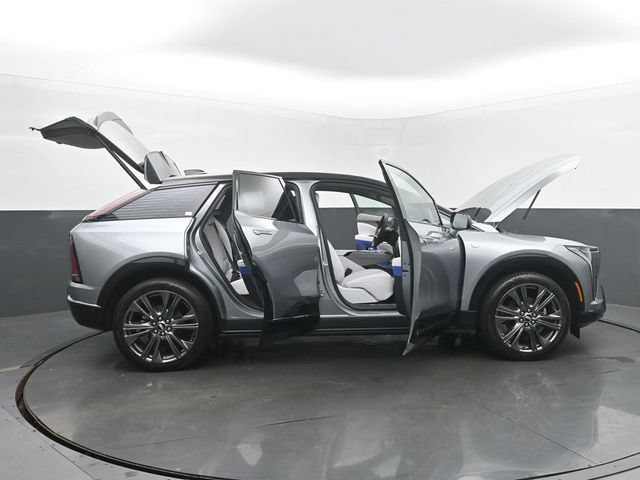 New 2026 Cadillac Optiq Sport 2 AWD/4WD image 59