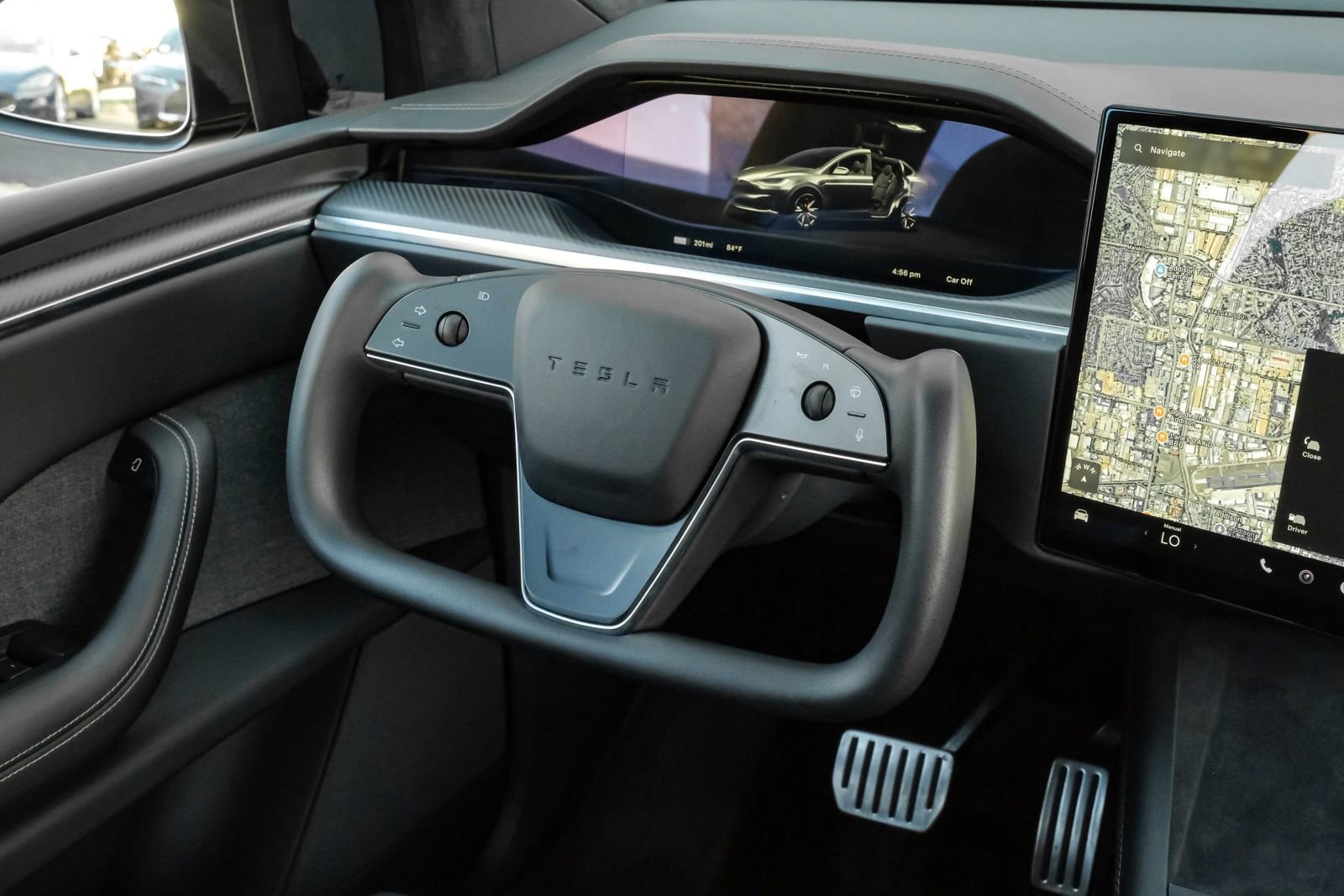 Used 2023 Tesla Model X Plaid image 18