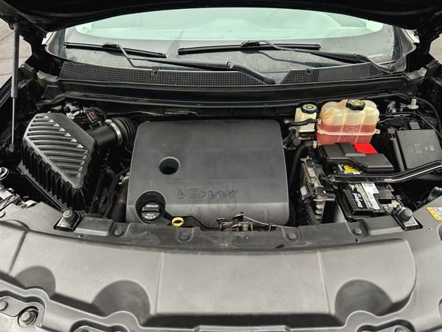 Used 2018 Chevrolet Traverse LT image 12