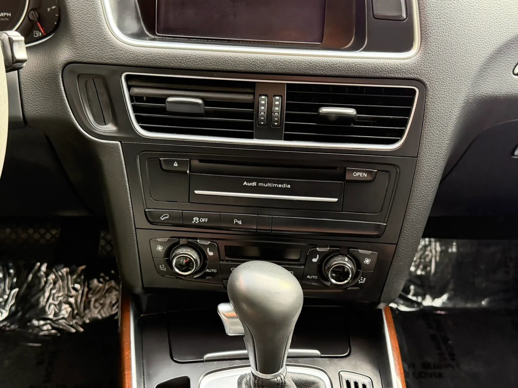 Used 2012 Audi Q5 2.0T Premium Plus image 15