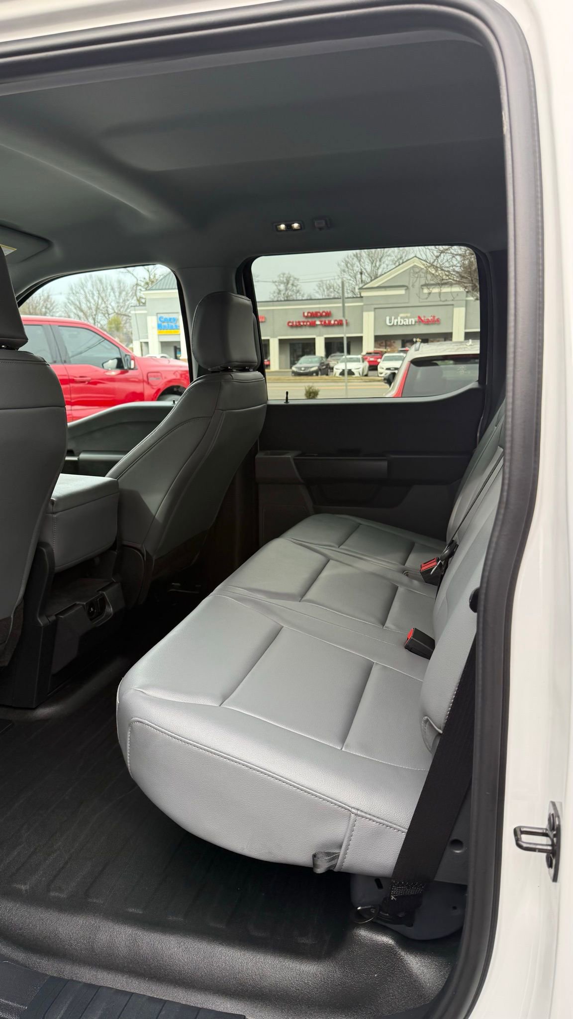 Used 2024 Ford F150 XL image 32