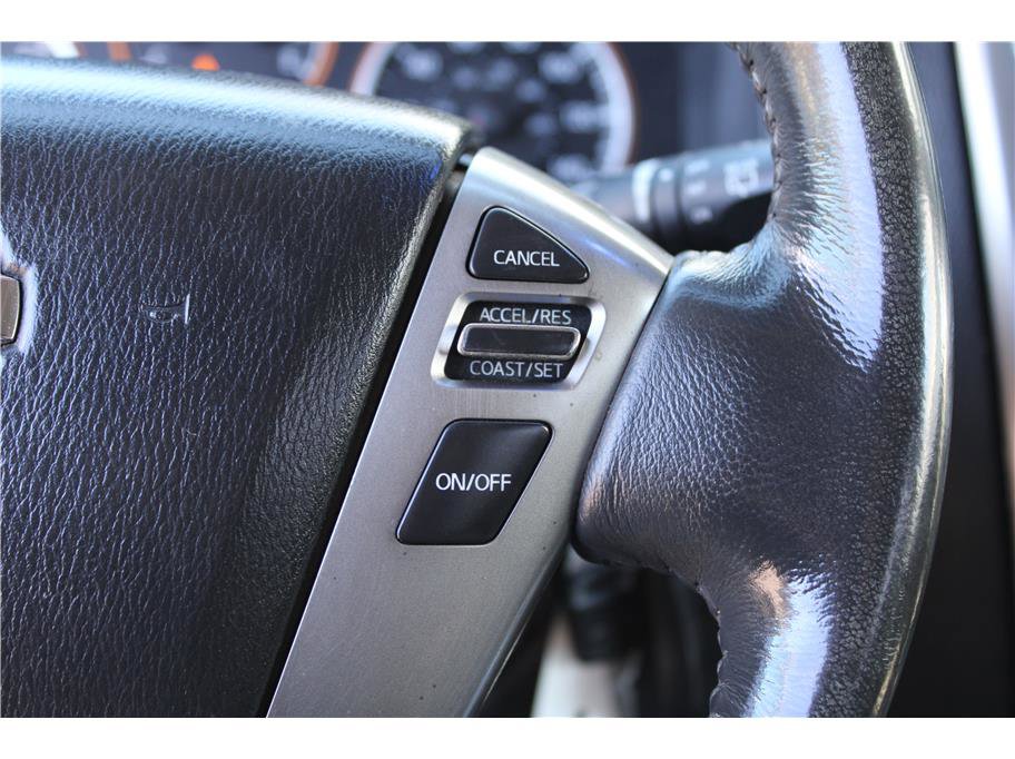 Used 2015 Nissan Armada SV image 19