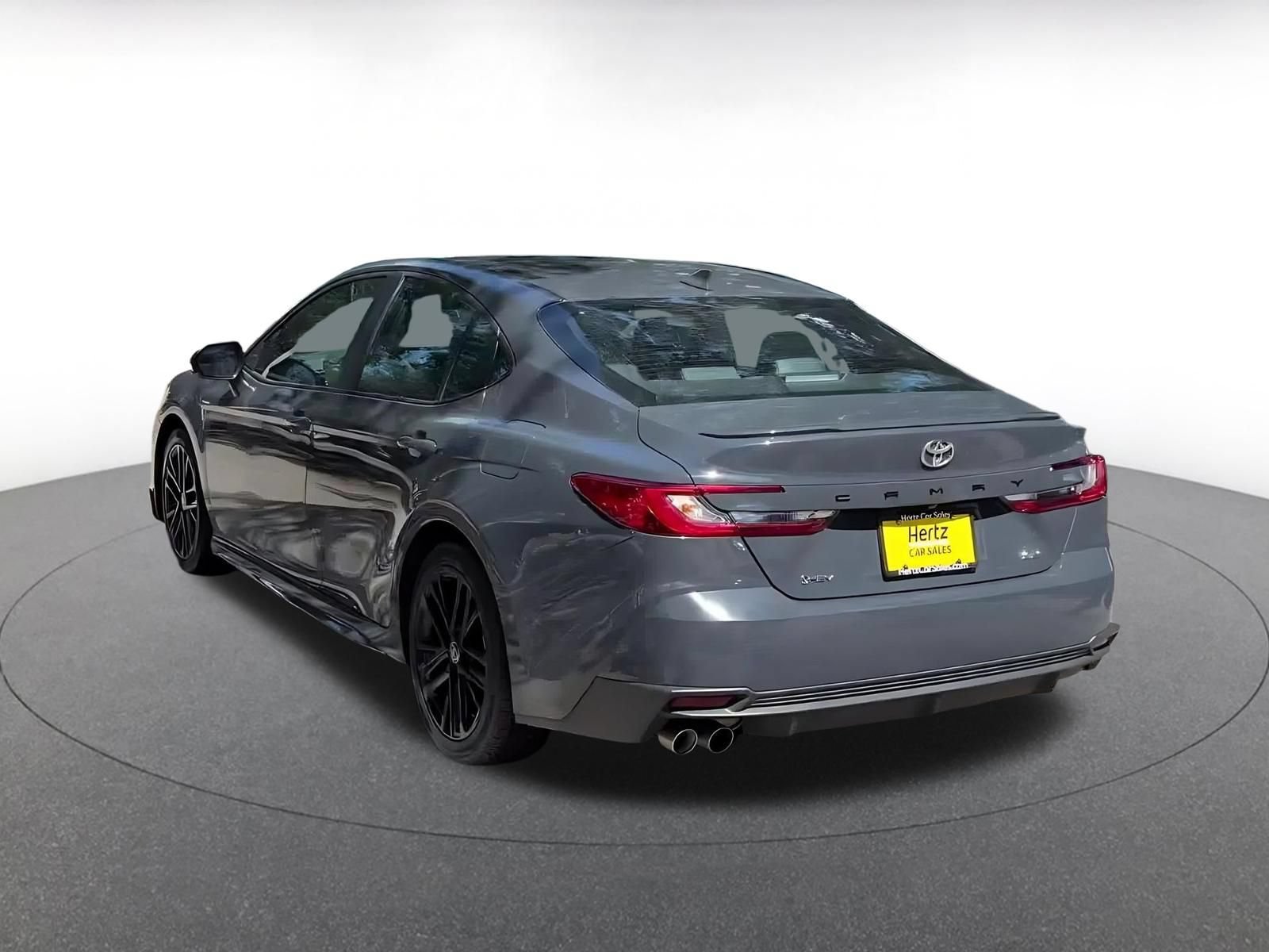 Used 2026 Toyota Camry SE FWD image 11