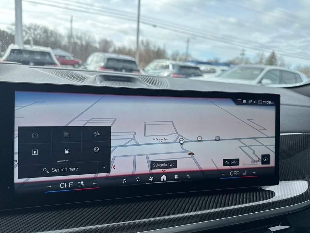 Used 2026 BMW X6 M60i image 16