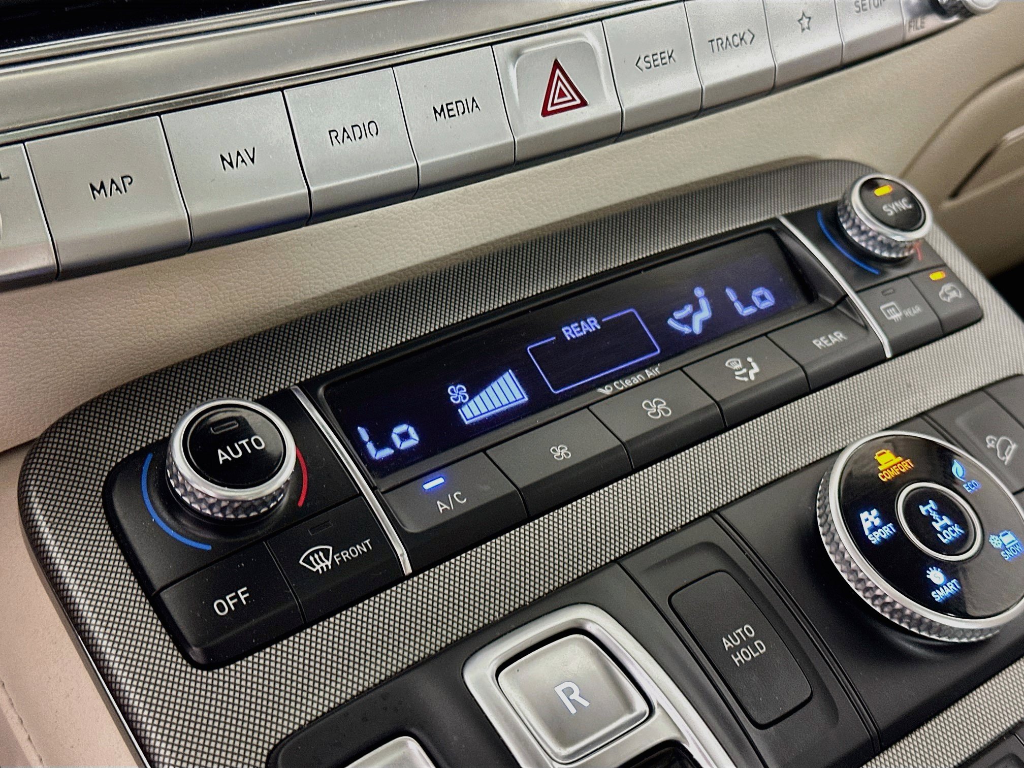 Used 2020 Hyundai Palisade Limited AWD/4WD image 24