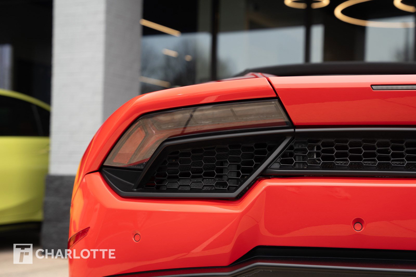 Used 2018 Lamborghini Huracan LP 580-2 image 12