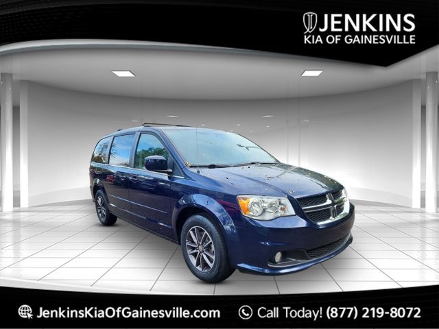 Used 2017 Dodge Grand Caravan SXT w/ Driver Convenience Group