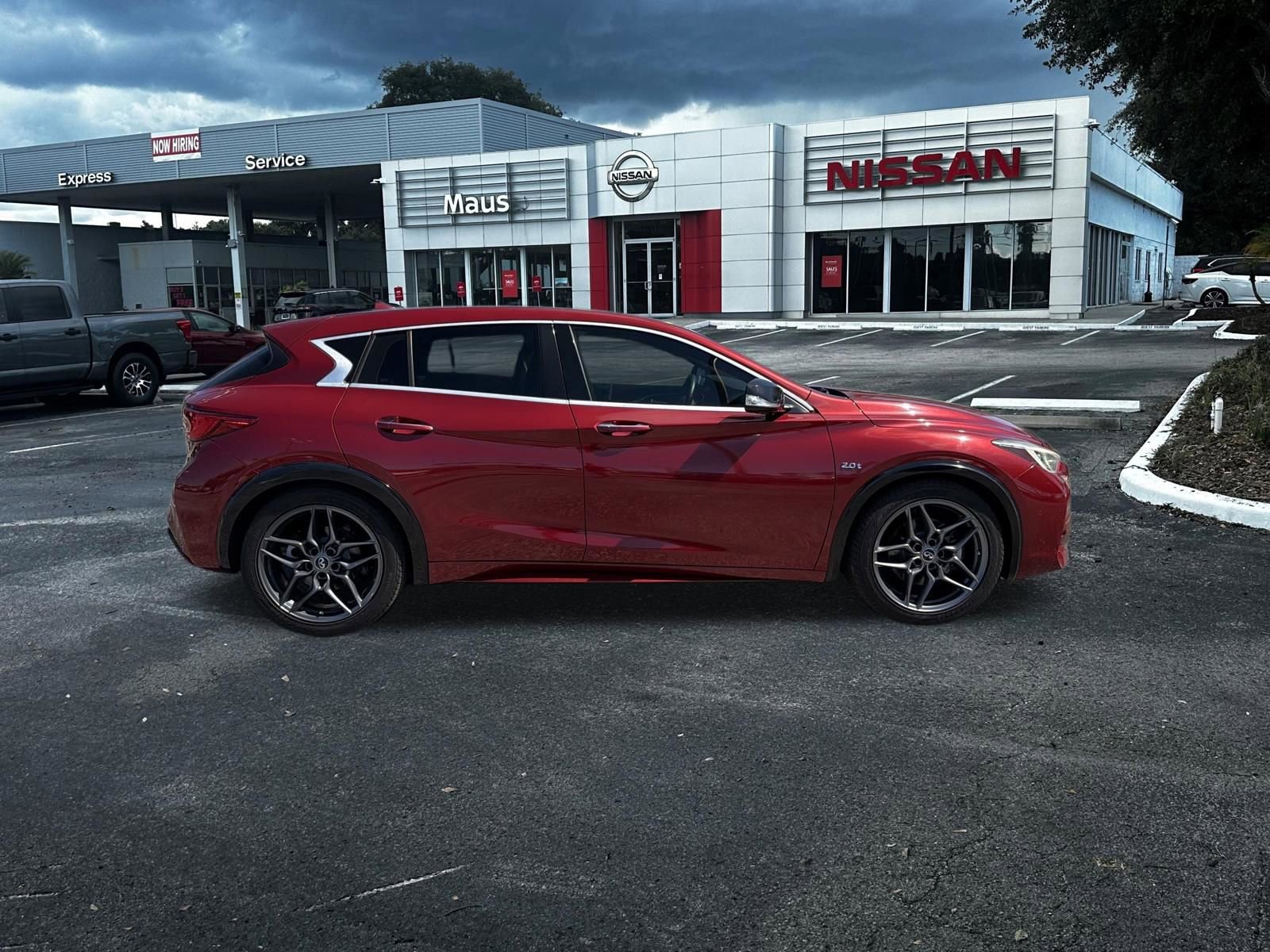 Used 2018 INFINITI QX30 Sport w/ Sport Leather Package image 3