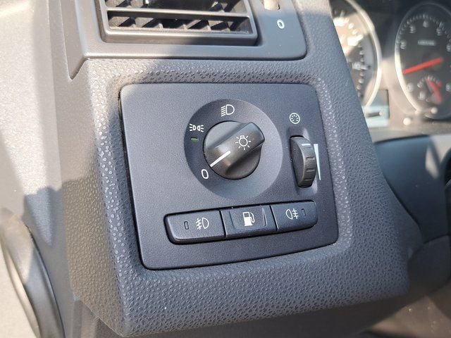 Used 2007 Volvo C70 T5 image 12