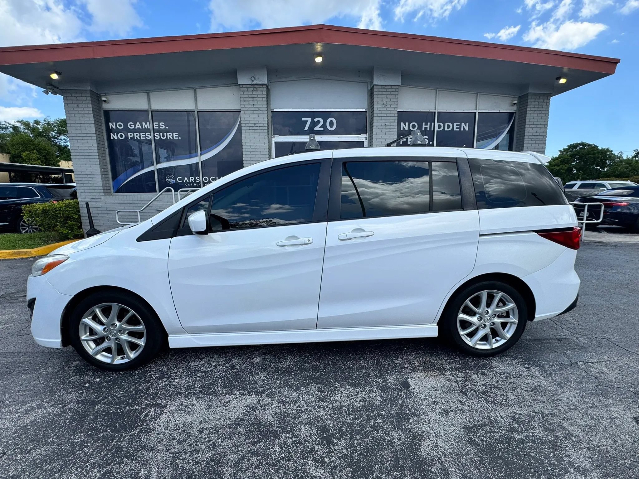 Used 2012 MAZDA MAZDA5 Grand Touring FWD image 8