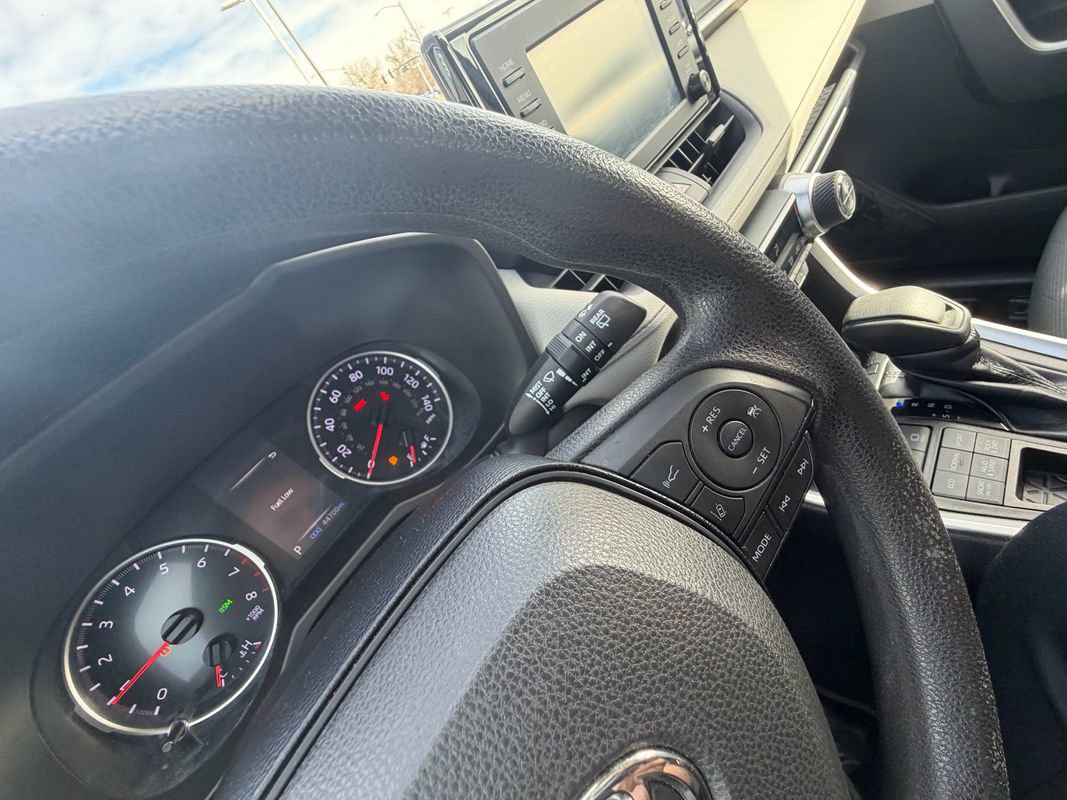 Used 2019 Toyota RAV4 XLE image 30