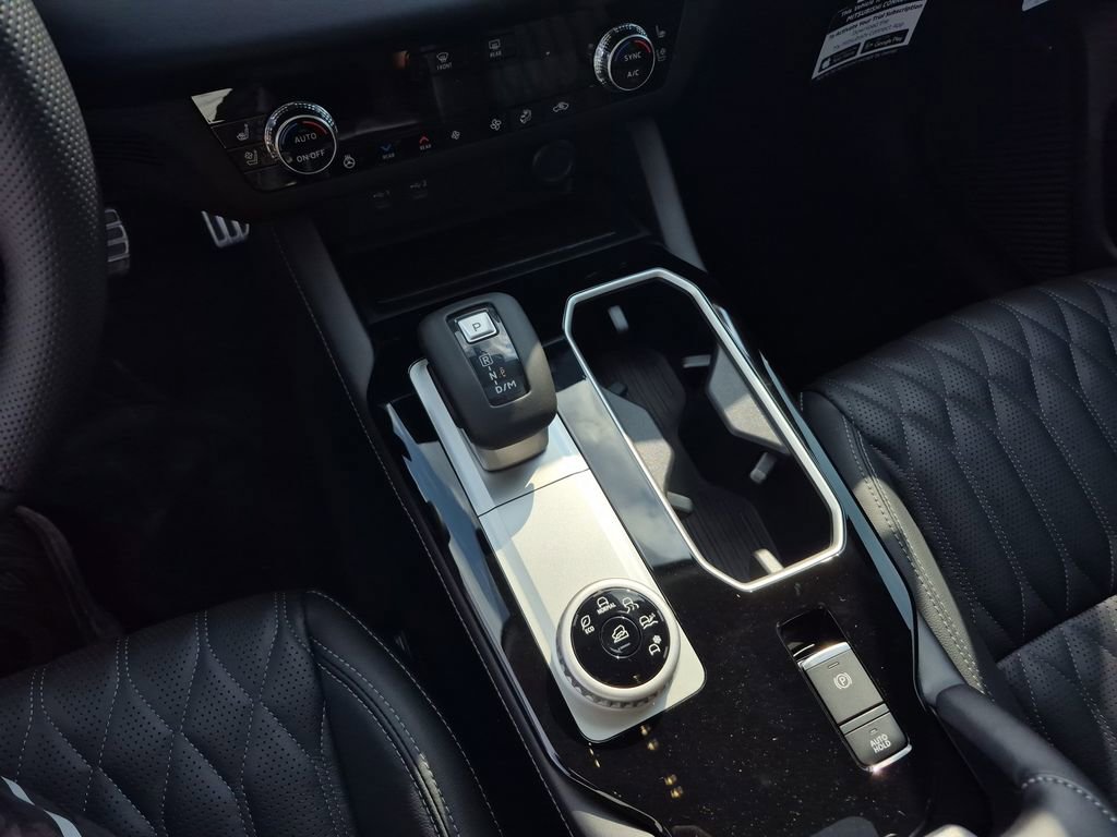 New 2026 Mitsubishi Outlander SEL image 55